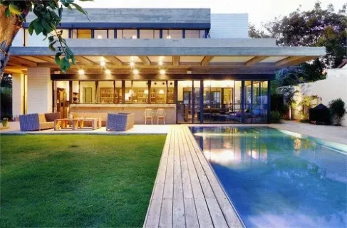 4601484353_628x413-1