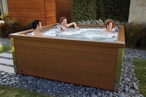 JLXL_Family_A_01_0074_V4-e1560945416134