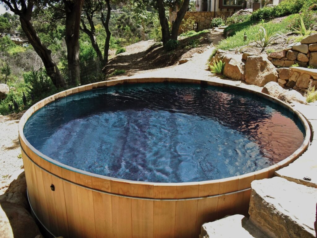 הוט טאב 180 עם 4-5 מקומות ישיבה