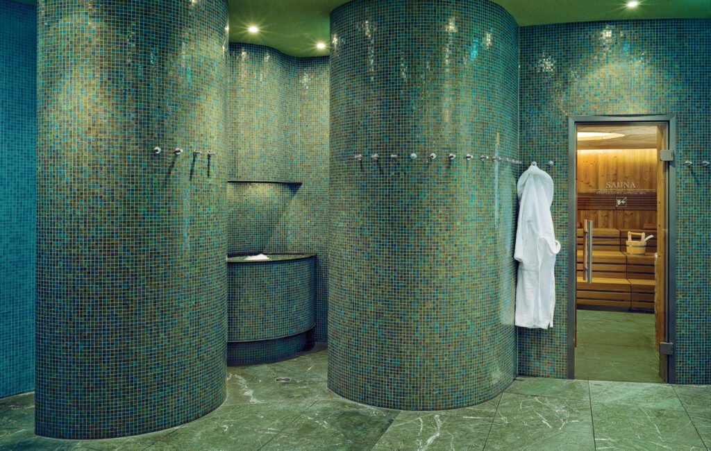 מתחמי ספא - חדרי אדים